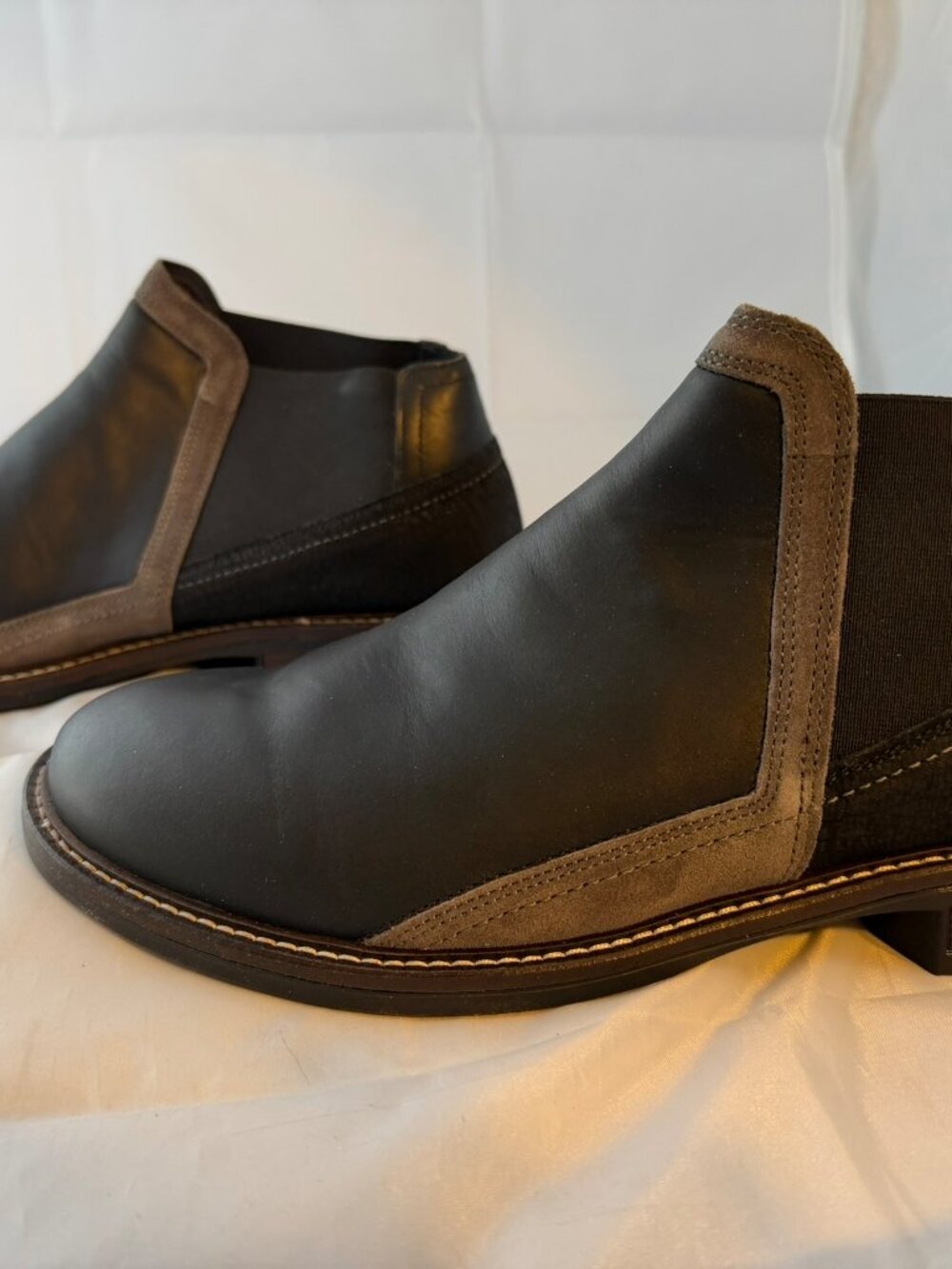 Naot  Business Boot, Black Leather/Grey Suede  Women Size 42 (11- 11.5 US)  NIB - Picture 3 of 7